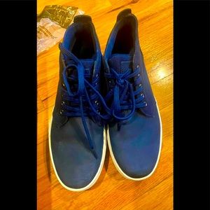 Timberland mens sneaker size 8